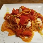 cafe moimoi - フレッシユュトマトとベーコンバジルのスパゲッティー