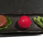 鮨処みずたに - 煮ホタテ、トマト、枝豆