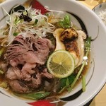 饗 くろ喜 - 牛と松茸の醤油そば+牛あぶら飯 2000円