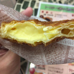 神戸クロ鯛BIO - 2016.10.31  カスタードクリームは濃厚で美味しい‼️