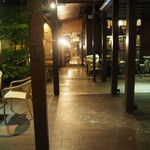 THE LOCAL - 店内通路