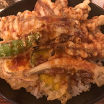 かに大陸 - シロハタ天丼アップです