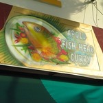 The Banana Leaf Apolo - 店先の看板