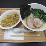 マルヘリキッチン - 塩ラーメン+半チャーハンセット