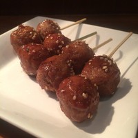 ステーキ鉄板焼 しゅうえ - 鶏団子