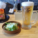 鉄板焼ステーキ コバ - ビール４８０円＆サラダ