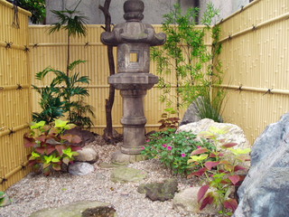 Isoryouri Marukei - 趣のある中庭