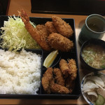 とんかつ春 - 盛り合わせ弁当・1400円