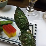 鳥焼と魚菜の店 厨 日向屋 - つくねのシソ巻き　これも旨い