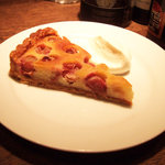 カフェ マメヒコ - 秋葡萄の焼きパイ(550円)