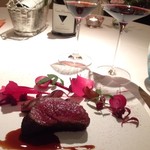 AMOUR - 蝦夷鹿と赤ワイン