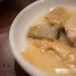 趙楊 - 【白茹海參雞（しろきのこときんこにはとりにこみ）】、海參（きんこ）