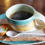 手打うどん 郁兵衛 - 私以外のお二人は食後の珈琲を。