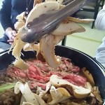 松茸屋 魚松 本店 - じゃんじゃん松茸も入れてもらえます