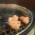 焼肉処　彩 - トロてっちゃん焼き焼き♪('16.09)