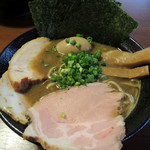 らーめん la.la.la. - 2016年10月23日(日)　ニボパイタン(ニボニボ)＋２周年記念サービスオーケストラ盛り(790円)