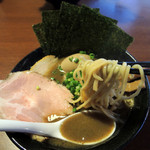 らーめん la.la.la. - 2016年10月23日(日)　ニボパイタン(ニボニボ)＋２周年記念サービスオーケストラ盛り(790円)