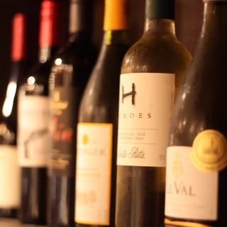 ビール、紹興酒、ワイン、焼酎…お気に入りの飲み方で楽しんで◎