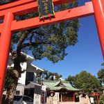 まごころ　手と手 - おまけ・すぐ斜め向かいに生田神社兵庫社があります