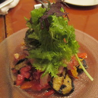 カリーナ　カリーナ - タコと色どり野菜のマリネハーブサラダ添え