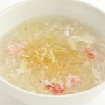 Ryuukai Hanten - 蟹肉入りフカヒレスープ