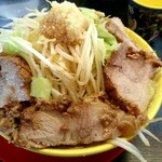 ラーメン イエロー - 並豚￥800  にんにく、やさい