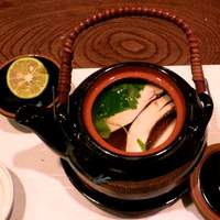 名古屋コーチン 一鳳  にしき - 名古屋コーチンと松茸　土瓶蒸し \1,500