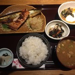 Genna - 旬の秋刀魚の肝醤油漬けと”あこう鯛”の粕漬け定食（2016.Oct)
