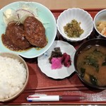 2016.11.2。日替ランチ（煮込みハンバーグ）　850円