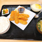 ライスシャワー - カキフライと真アジのフライ定食  1120円