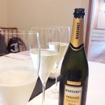 ラ ヴィオレッタ - スパークリングワイン