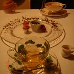 コムシコムサ - お茶とプティ・フール