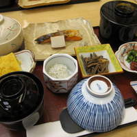 東京 なだ万 - 和朝食 2940円