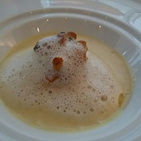 RAYON - ポテトときのこのスープにホタテ貝とセップ茸