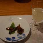 じどりや 穏座 - 酒肴と食前酒