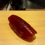 鮨 和さび - クロマグロ漬け