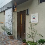 スタジオーネ - 