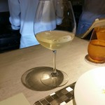 スタジオーネ - 