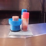 丸万元祖焼鳥 - 備え付け