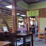 あそ路 - テーブル席の様子