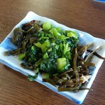 あそ路 - 「たかなめし定食」では、あそ路さんの高菜が３種盛られてきました