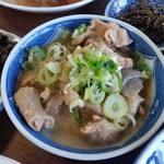 あそ路 - あそ路さんは「ホルモン煮」も定評がありますね～