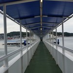 海中魚処 萬坊 - 「海中魚処 萬坊」へ続く桟橋