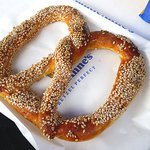 アンティ・アンズ - セサミプレッツェル（250円）。