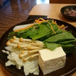 Shabushabu Sukiyaki Dontei - セットのお野菜