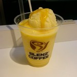 BLENZ COFFEE - マンゴーフロートチーロ：550円