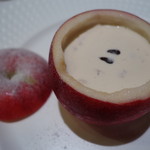 エルミタージュ ドゥ タムラ - りんごのジュレとポタージュの2層仕立て