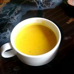 Royal Garden Cafe - スープ