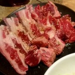 牛角 - カルビ3種盛り￥980