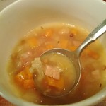 部位ごとに調理法を変える豚肉専門店 グロワグロワ - 具だくさんで美味しい！